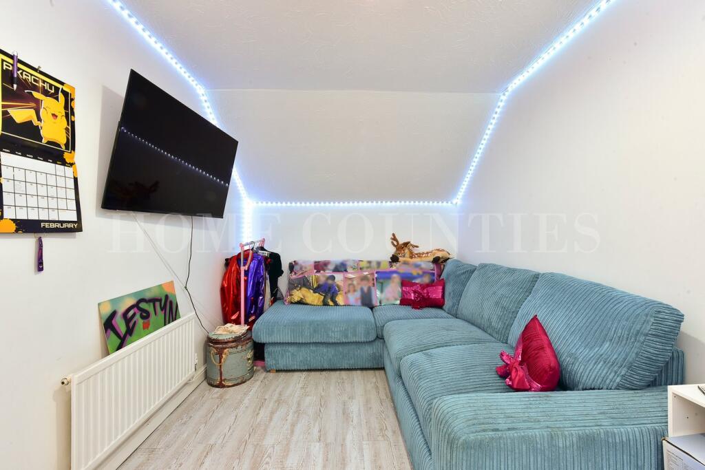 Additional property image - Oakington, Welwyn Garden City, AL7