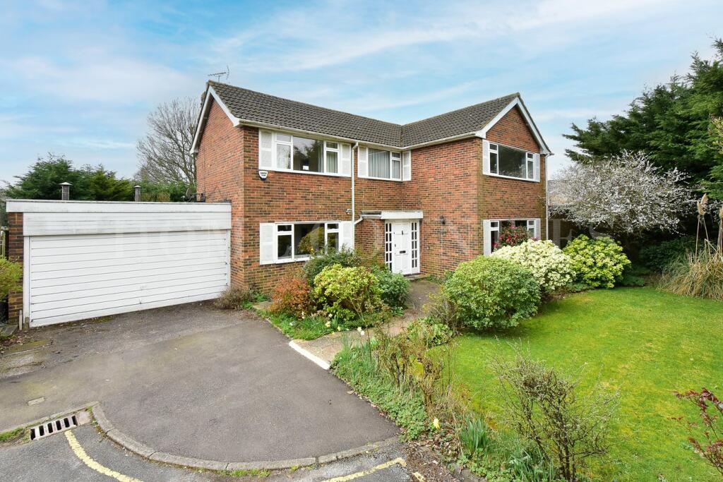 Main image of property: Broadwater, Potters Bar, EN6