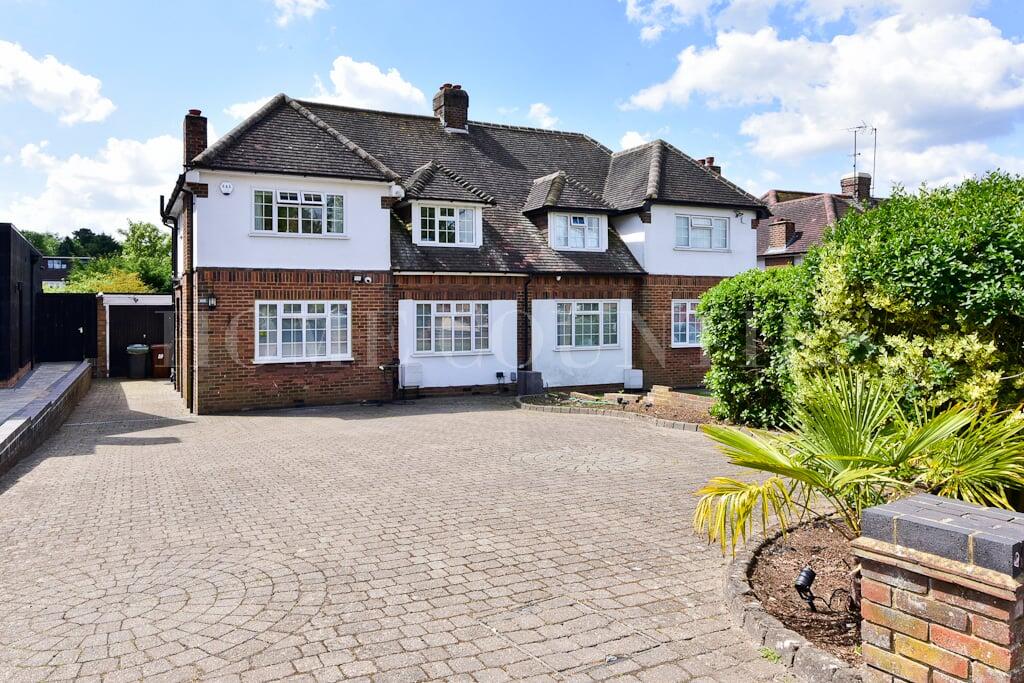 Main image of property: Billy Lows Lane, Potters Bar, EN6