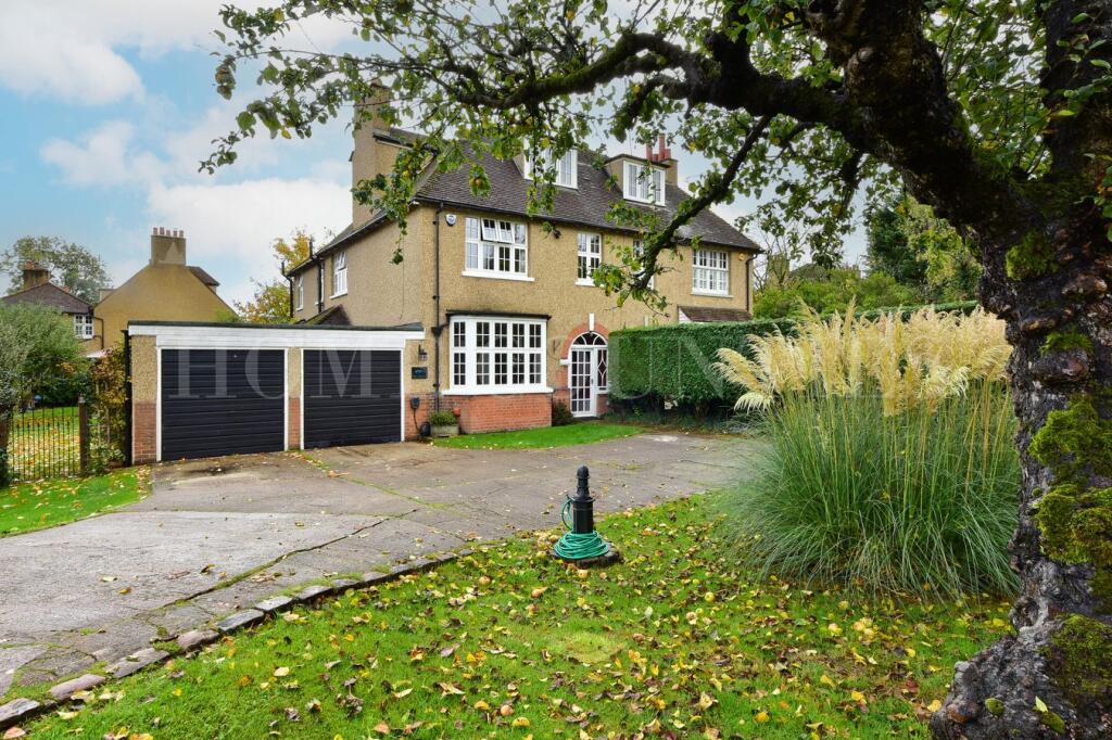 Main image of property: St Albans Road, South Mimms, Potters Bar, EN6