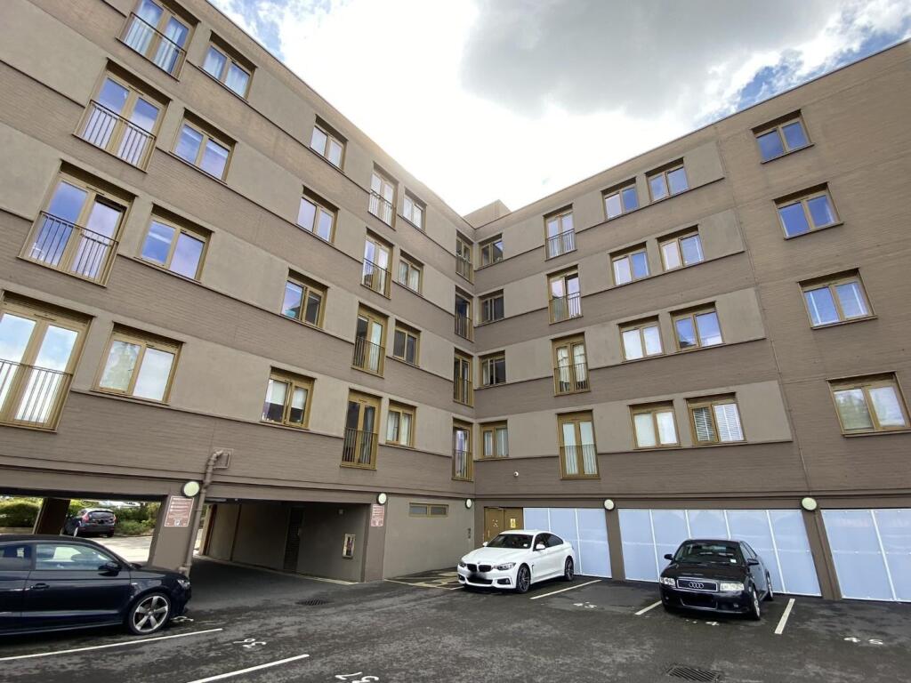 Main image of property: London Road, Cheam, SM3