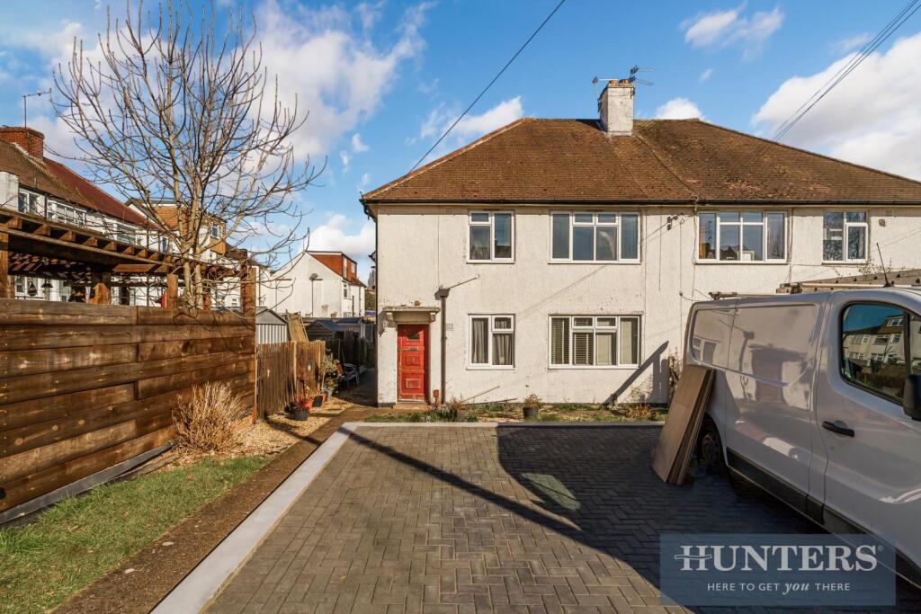 Main image of property: Rosebery Close, Sutton