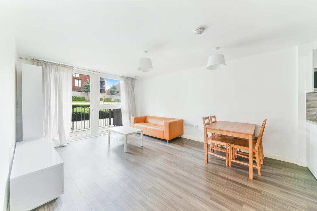 1 bedroom apartment for sale in Nyland Court, Greenland Place, Surrey