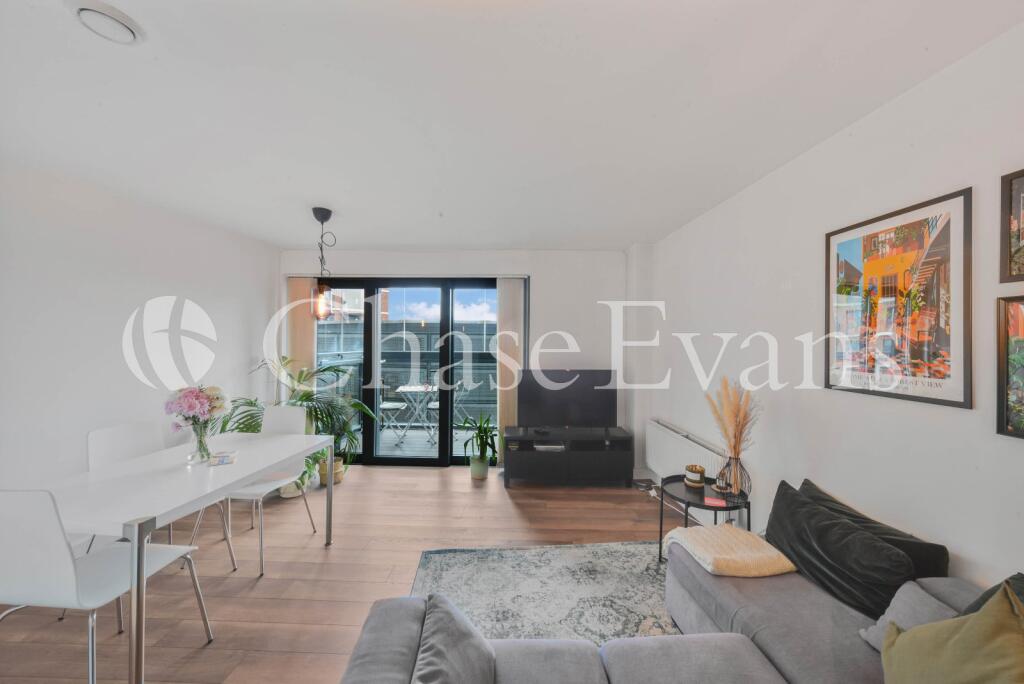 Main image of property: Maple Quay, Surrey Quays Road, Canada Water, London, SE16
