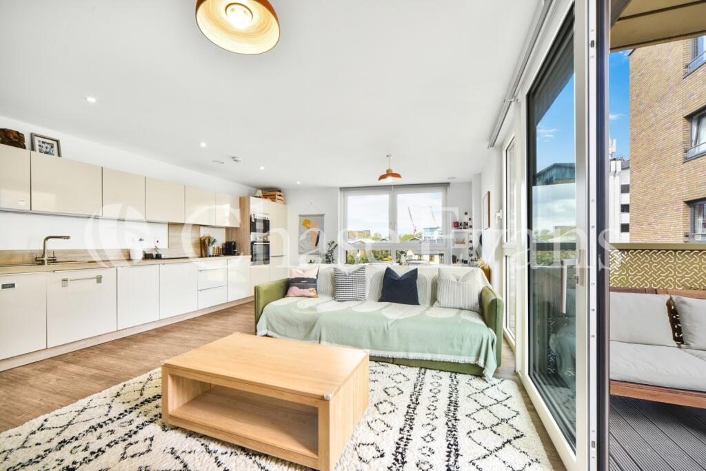 2 bedroom apartment for sale in Norlem Court, Greenland Place, Surrey