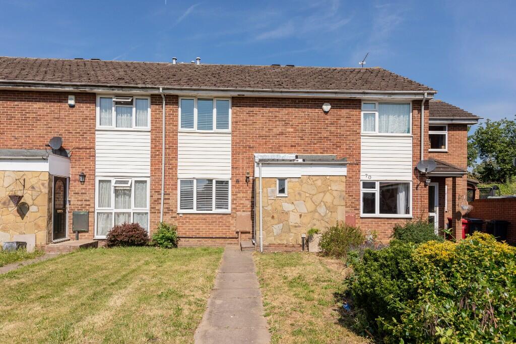 3 bedroom terraced house for sale in Torridge Road, Langley, SL3