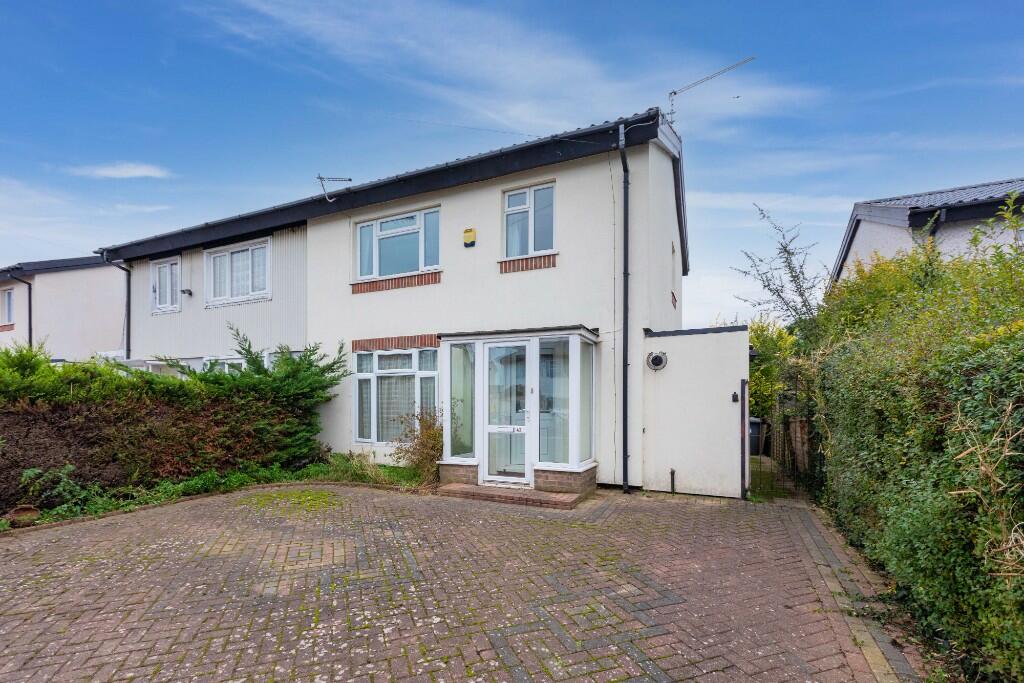 3 bedroom semi-detached house