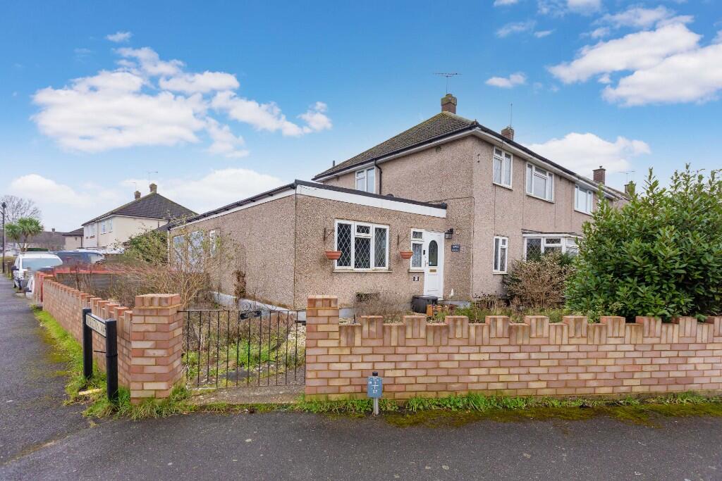 4 bedroom semi-detached house