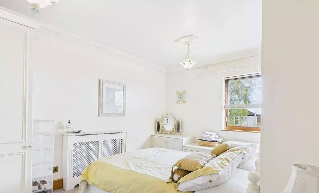 Main image of property: Swinton, Mexborough, S64