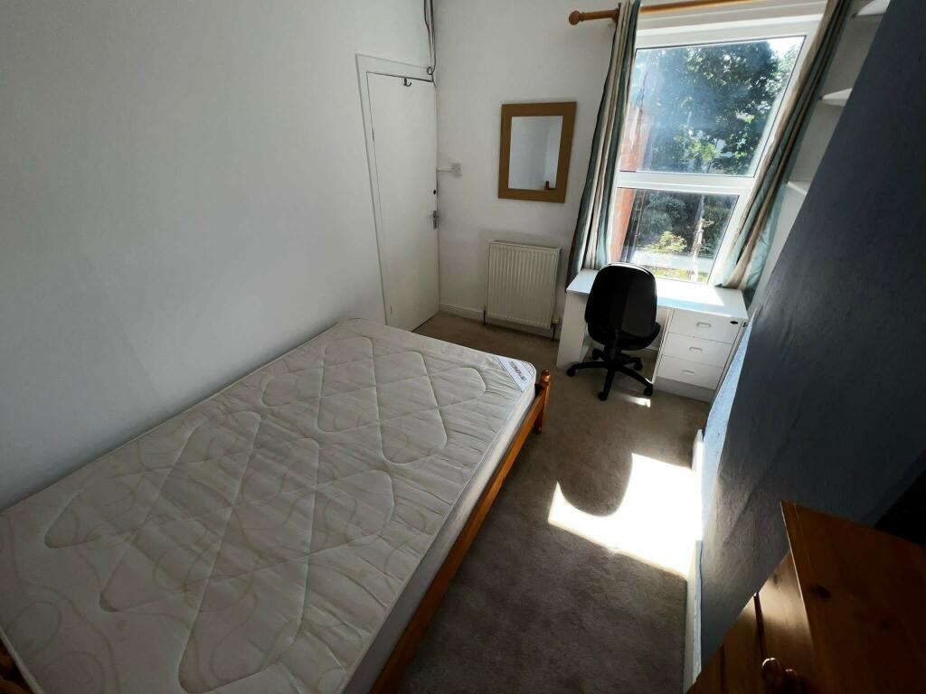 Additional property image - Tiverton Road
