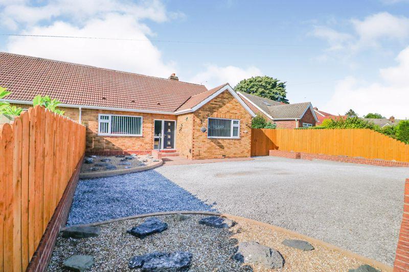 4 bedroom semidetached bungalow for sale in Reynolds Close, Melton