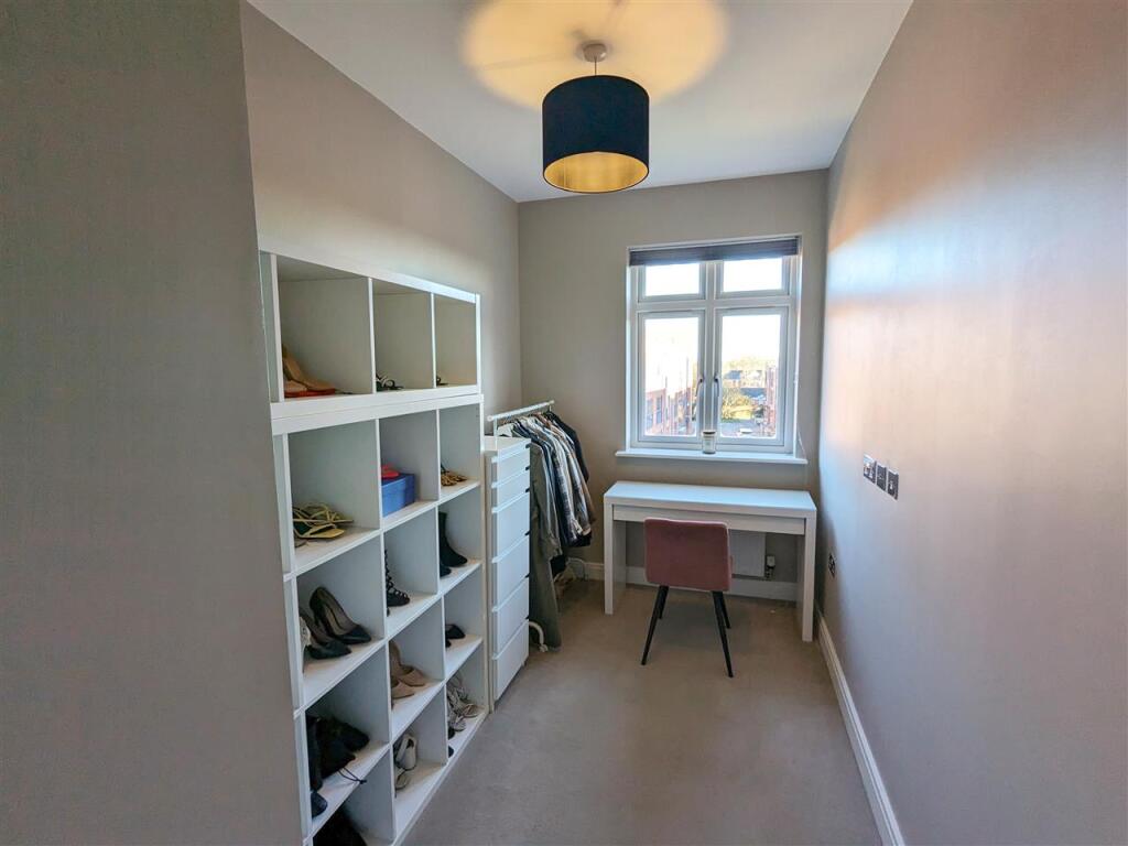 Additional property image - Hestercombe House, 22 Gorcott Lane, Solihull