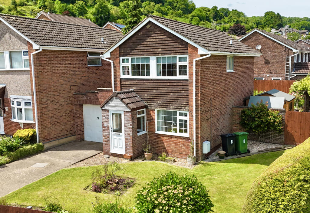 Main image of property: 8 Colchester Close, Mitcheldean, Gloucestershire, GL17 0JS