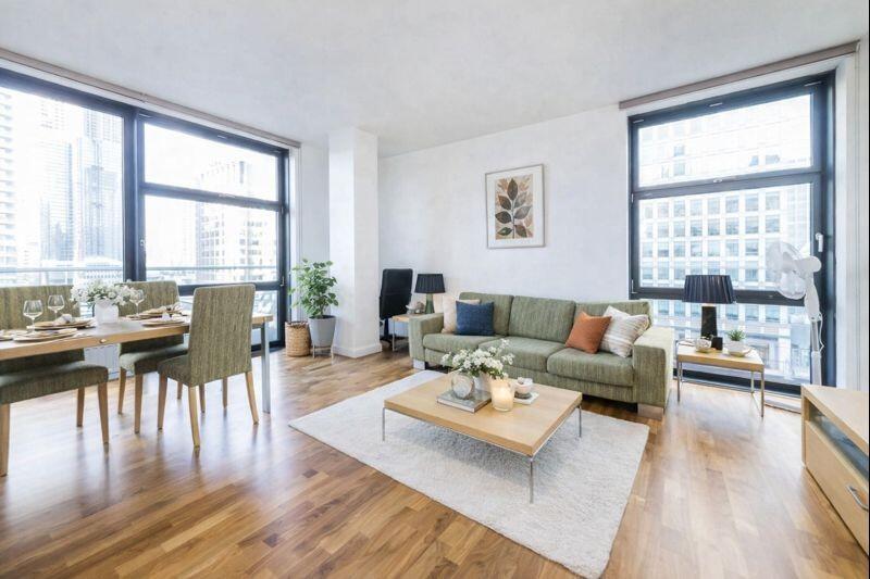 Main image of property: Discovery Dock Apartments West, 2 South Quay Square, London, E14