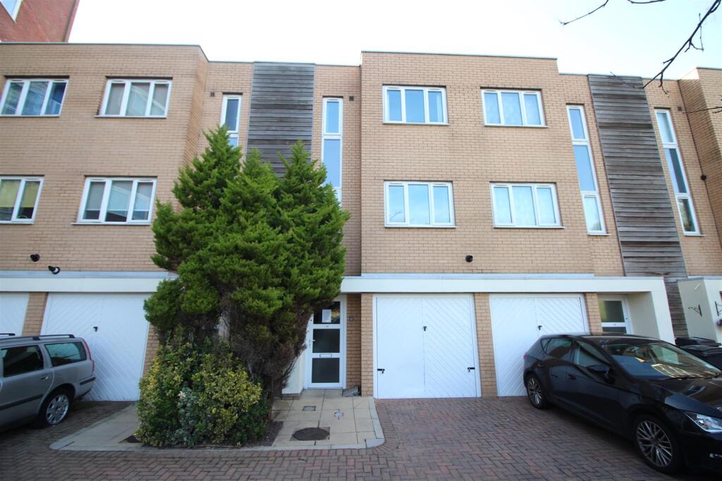 Main image of property: Lakeside Rise, Manchester