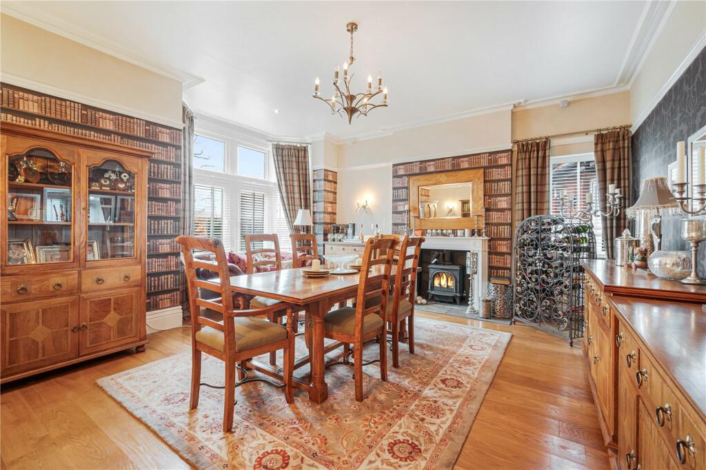 6 bedroom detached house for sale in Brogden Lane, Barnoldswick