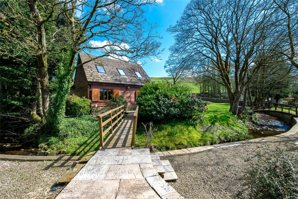 Additional property image - Gisburn Road, Blacko, Lancashire, BB9