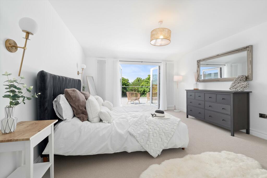 Additional property image - Banbury Road, Bishops Tachbrook, Leamington Spa, CV33