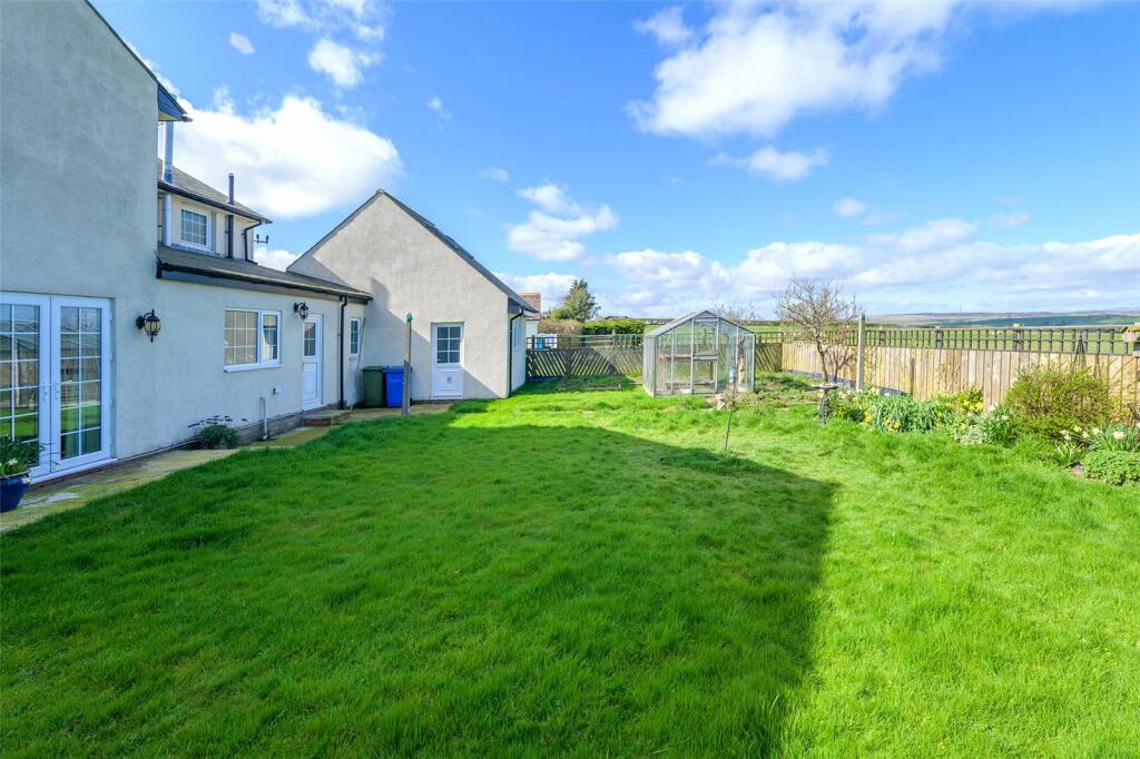 5 bedroom detached house for sale in Shilbottle, Alnwick, NE66