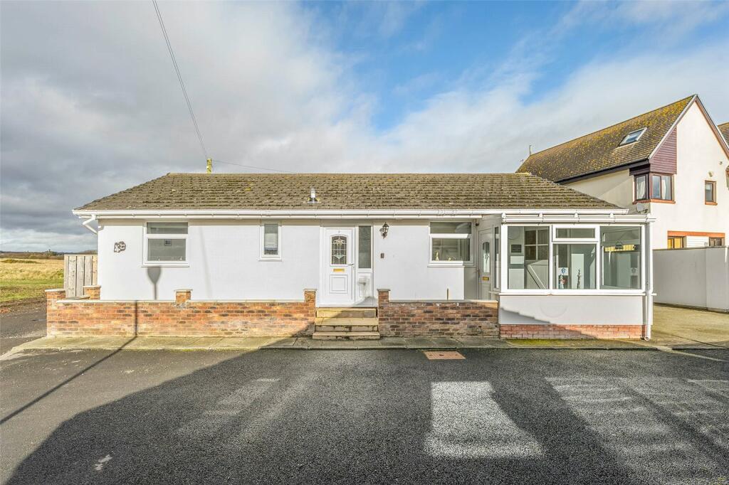 2 bedroom bungalow for sale in North Bank, Turner Street, Amble, NE65