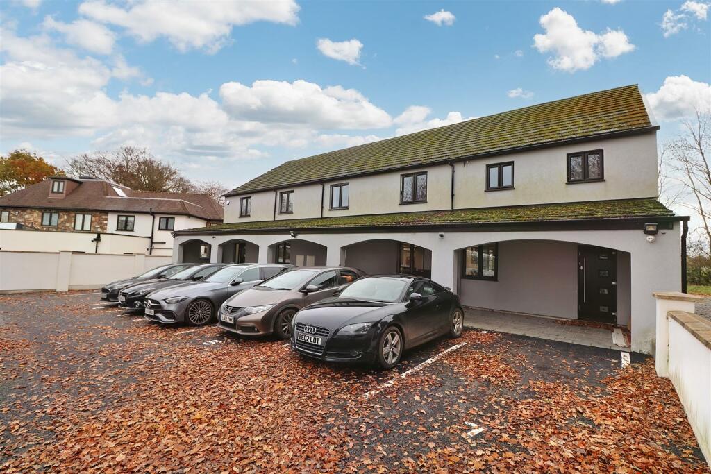 Office for rent in Dunstable Road, Flamstead, St. Albans, AL3