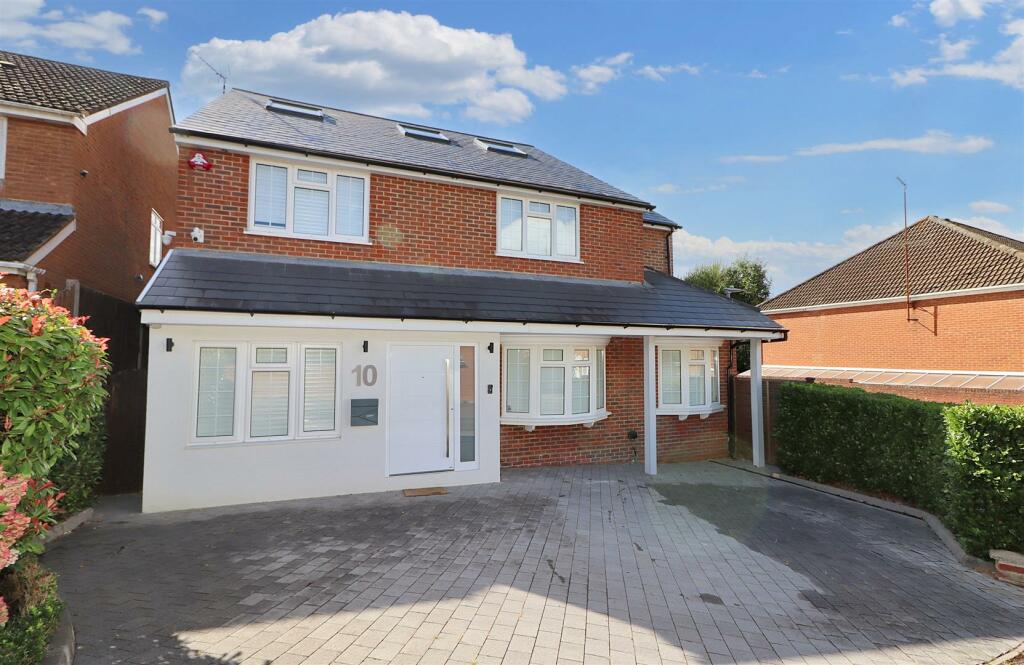 Main image of property: Wentworth Avenue, Elstree