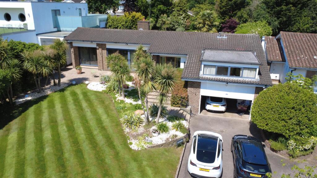 Main image of property: Barnet Road, Barnet