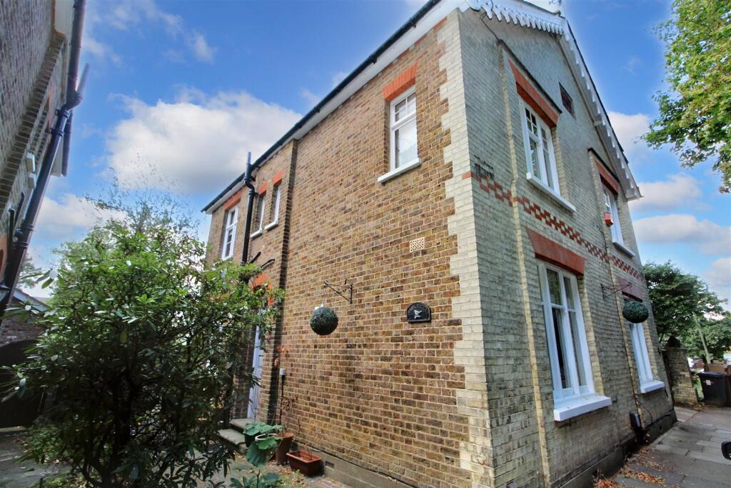 Main image of property: Summer Grove, Elstree, Borehamwood