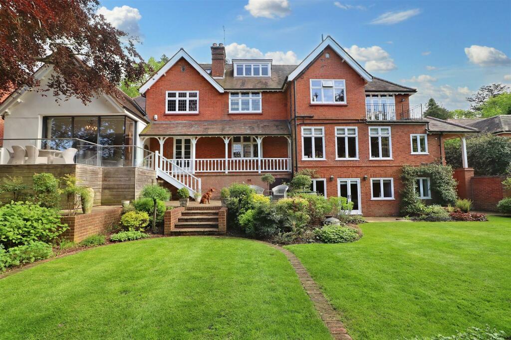 6 bedroom detached house for sale in Lane, Elstree, Borehamwood, WD6