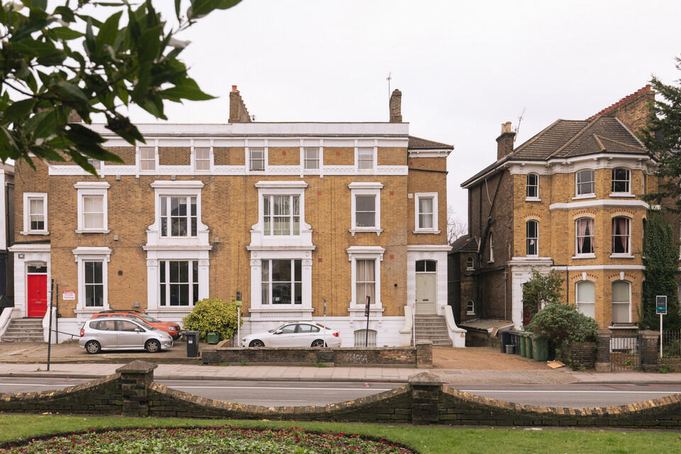 Main image of property: Lewisham Way, Brockley, SE4