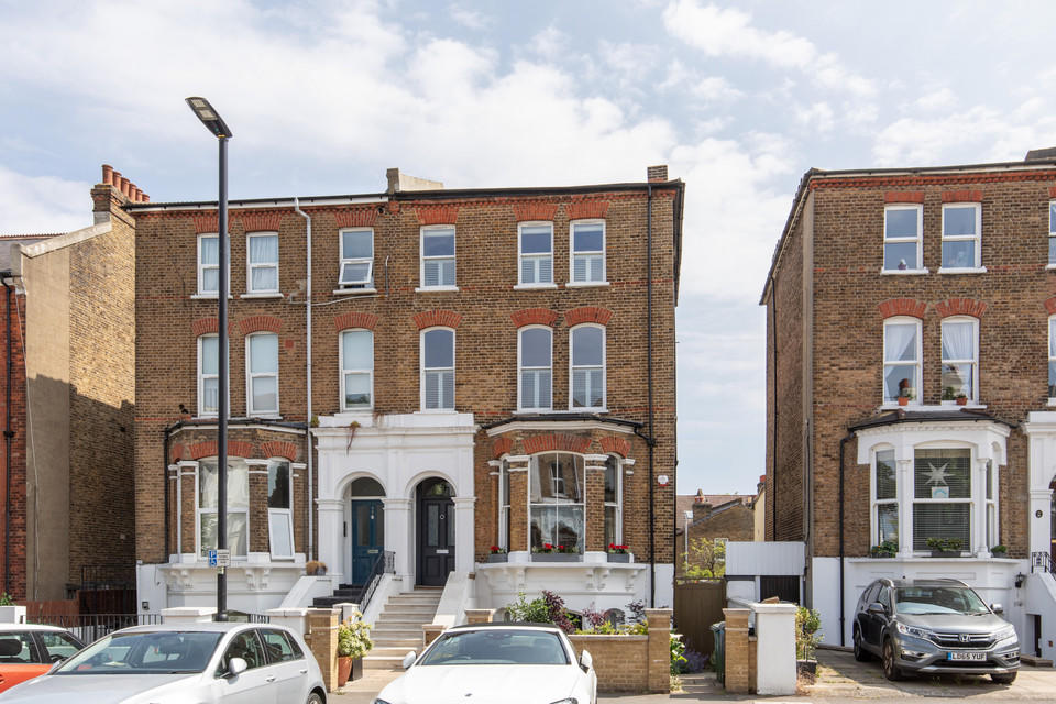 3 bedroom for sale in Rosendale Road, West Dulwich, SE21
