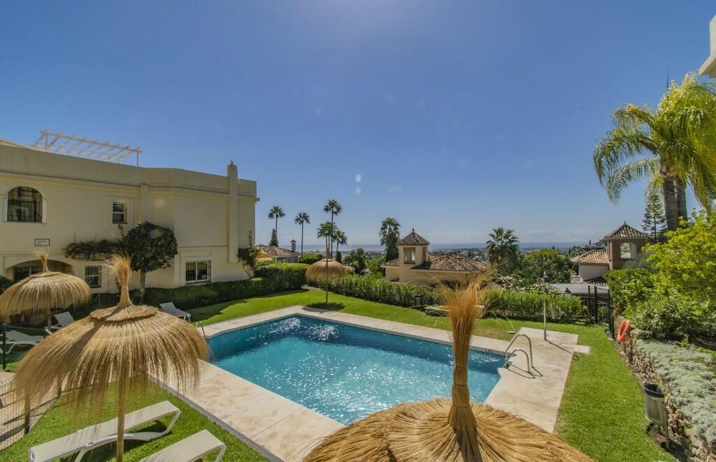 3 bedroom town house for sale in La Quinta, Málaga, Andalusia, Spain