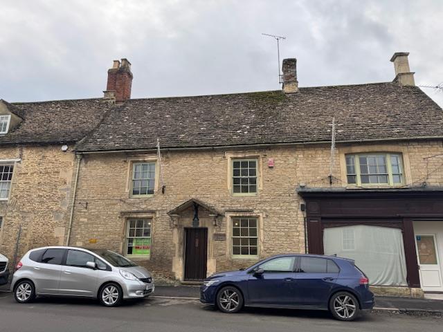 Main image of property: High Street, Lechlade