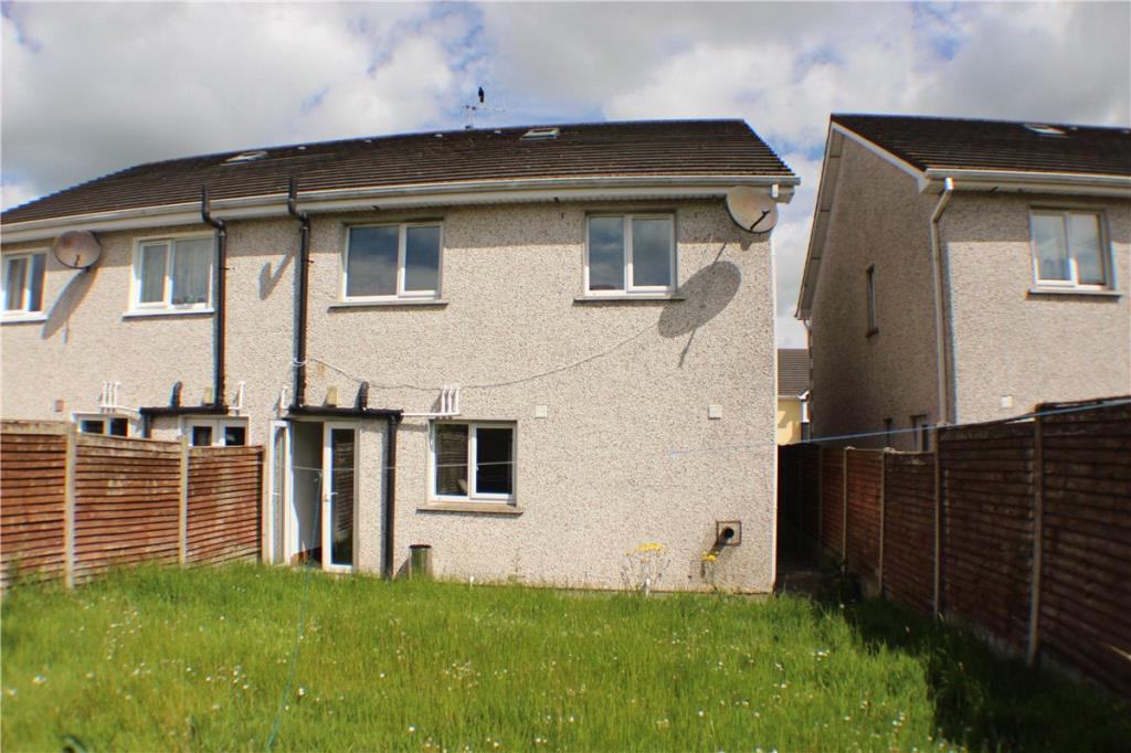 4 bedroom semidetached house for sale in 48 Rockwood,, Old Road