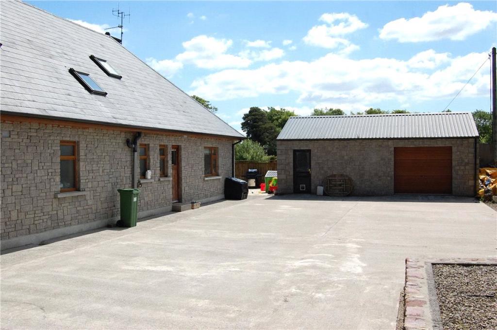 6 bedroom detached house for sale in Garryduff East, Dundrum, Co