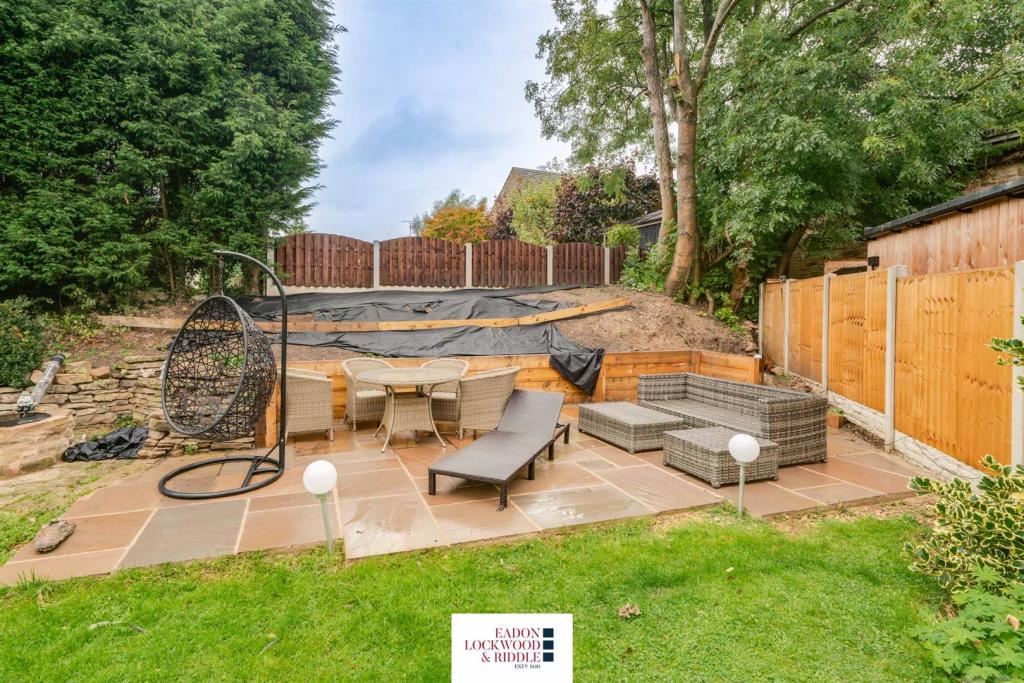 4 bedroom detached house for sale in Pinchfield Court, Wickersley