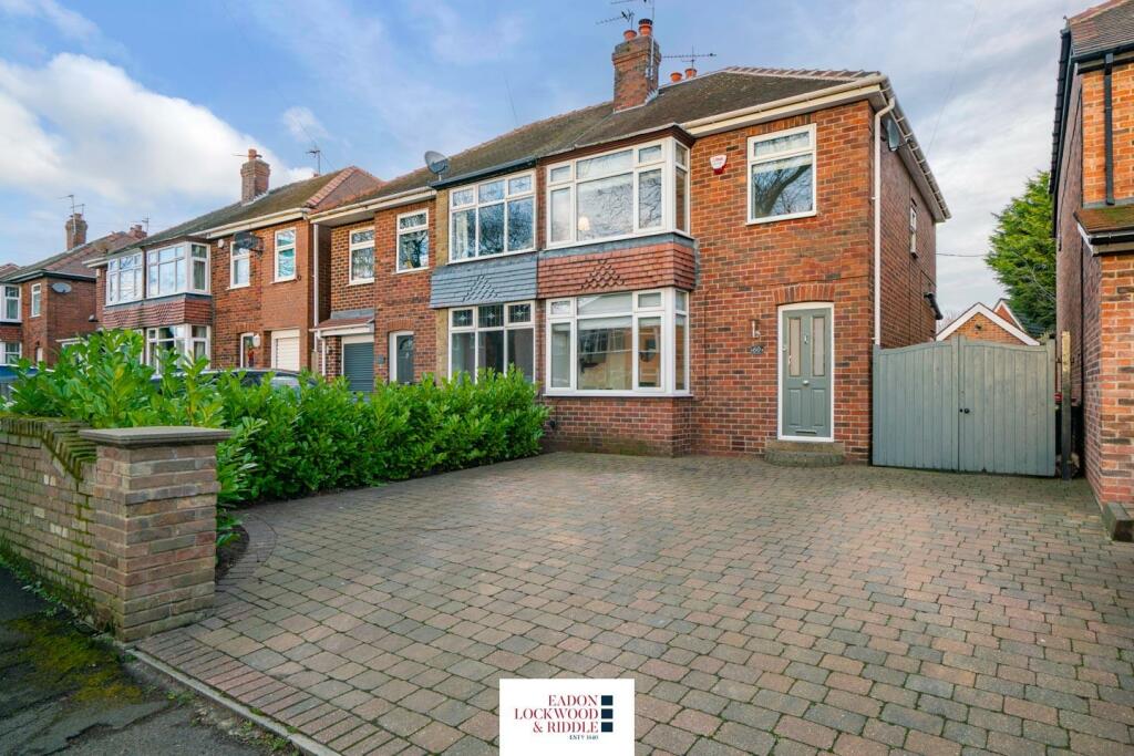 3 bedroom semidetached house for sale in The Grove, Wickersley