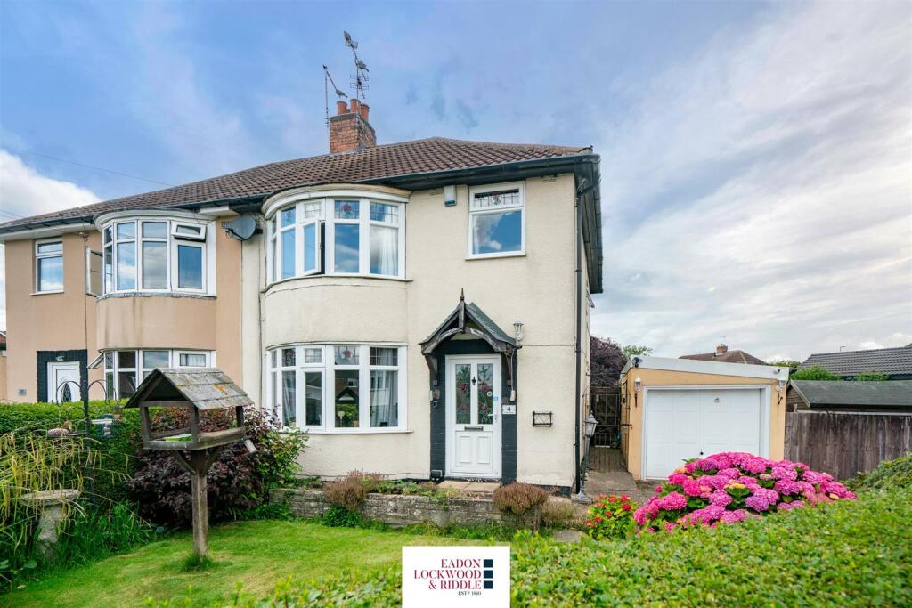 3 bedroom semidetached house for sale in Clifford Road, Hellaby