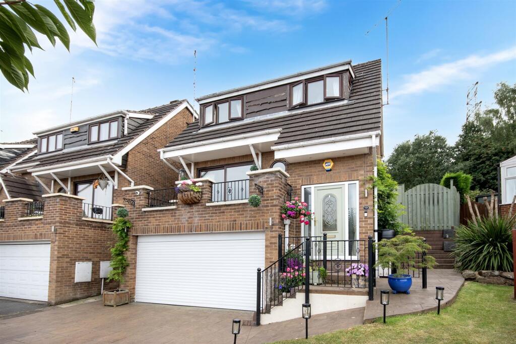 Main image of property: 19, Whiston Vale, Whiston, Rotherham, S60 4JJ