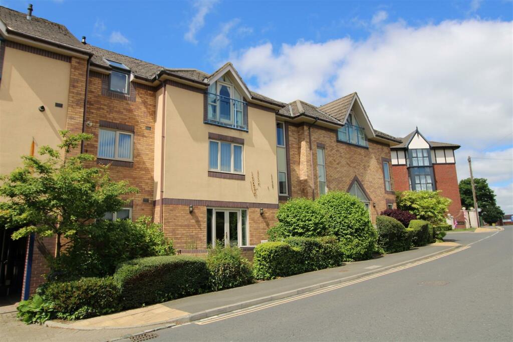 1 bedroom apartment for sale in Collingwood Court, Ponteland, Newcastle upon Tyne