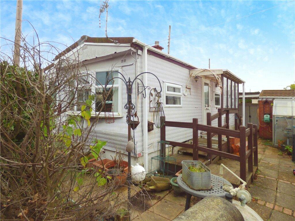 1 bedroom mobile home for sale in Tripps End, Kings Copse Avenue, Hedge ...