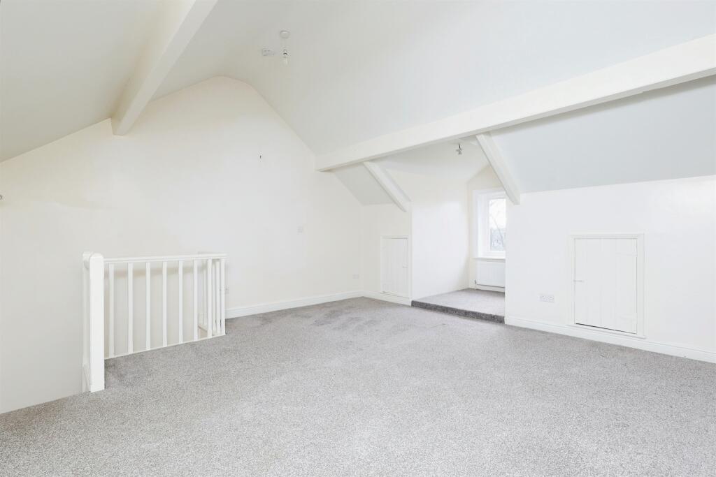 Additional property image - Slaymaker Lane, Oakworth, Keighley