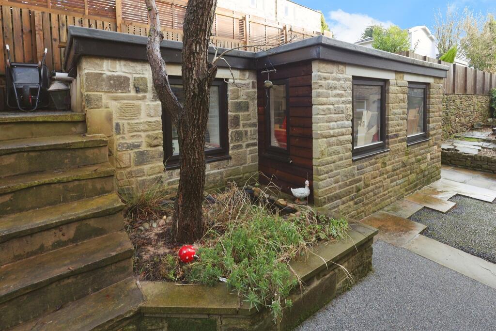 Additional property image - Slaymaker Lane, Oakworth, Keighley