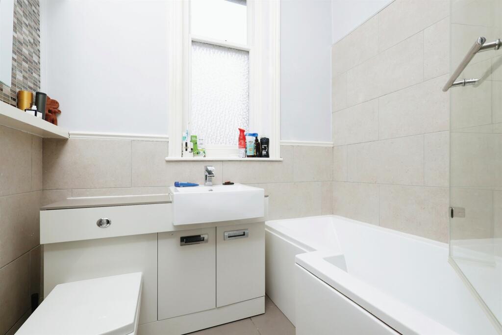 Additional property image - Slaymaker Lane, Oakworth, Keighley