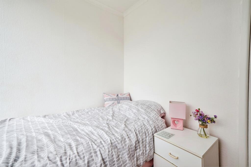 Additional property image - Golden View Drive, Keighley