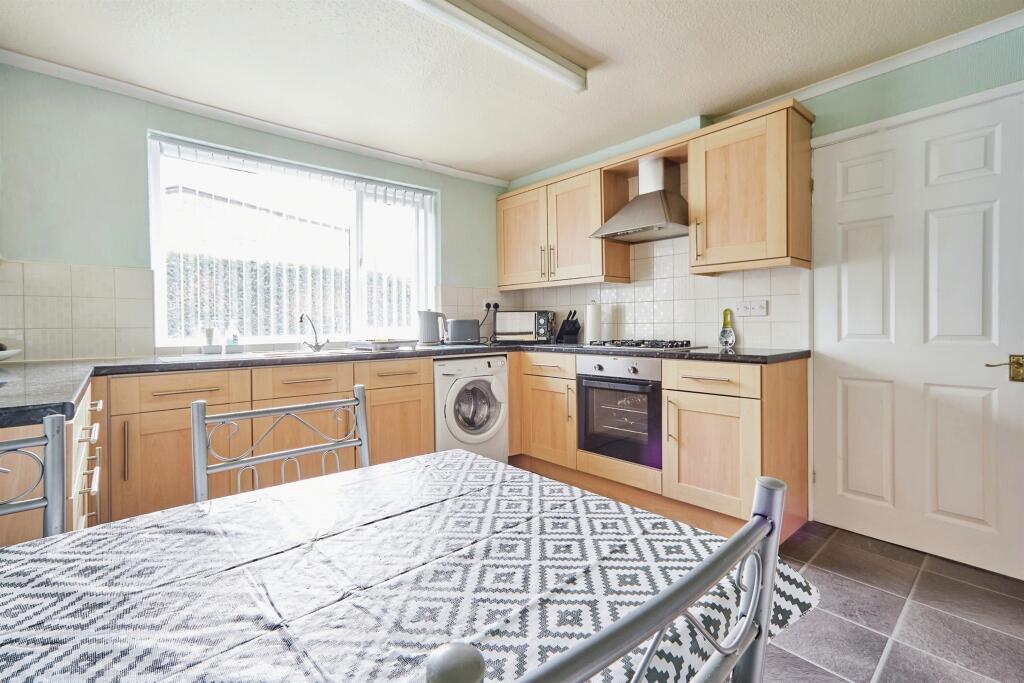 Additional property image - Golden View Drive, Keighley