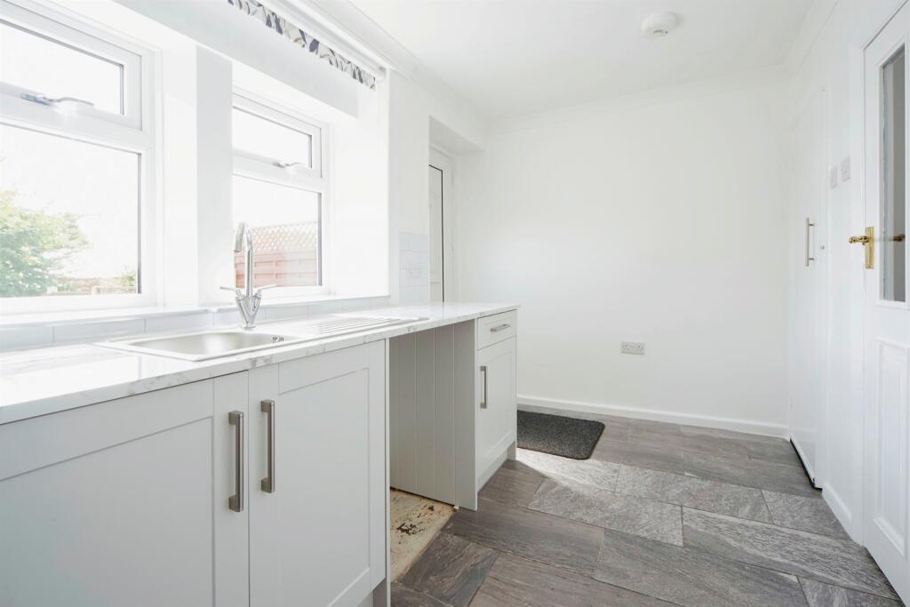 Additional property image - Bridge Street, Oakworth, Keighley
