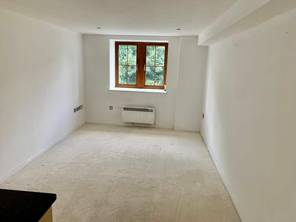 Additional property image - Canal Road, Riddlesden, Keighley
