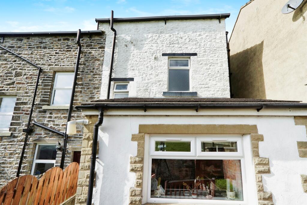Additional property image - Station Road, Oakworth, Keighley
