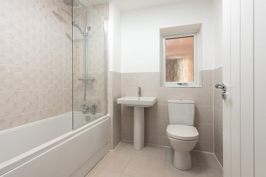 Additional property image - Scholars Gate, Lords Close, Giggleswick